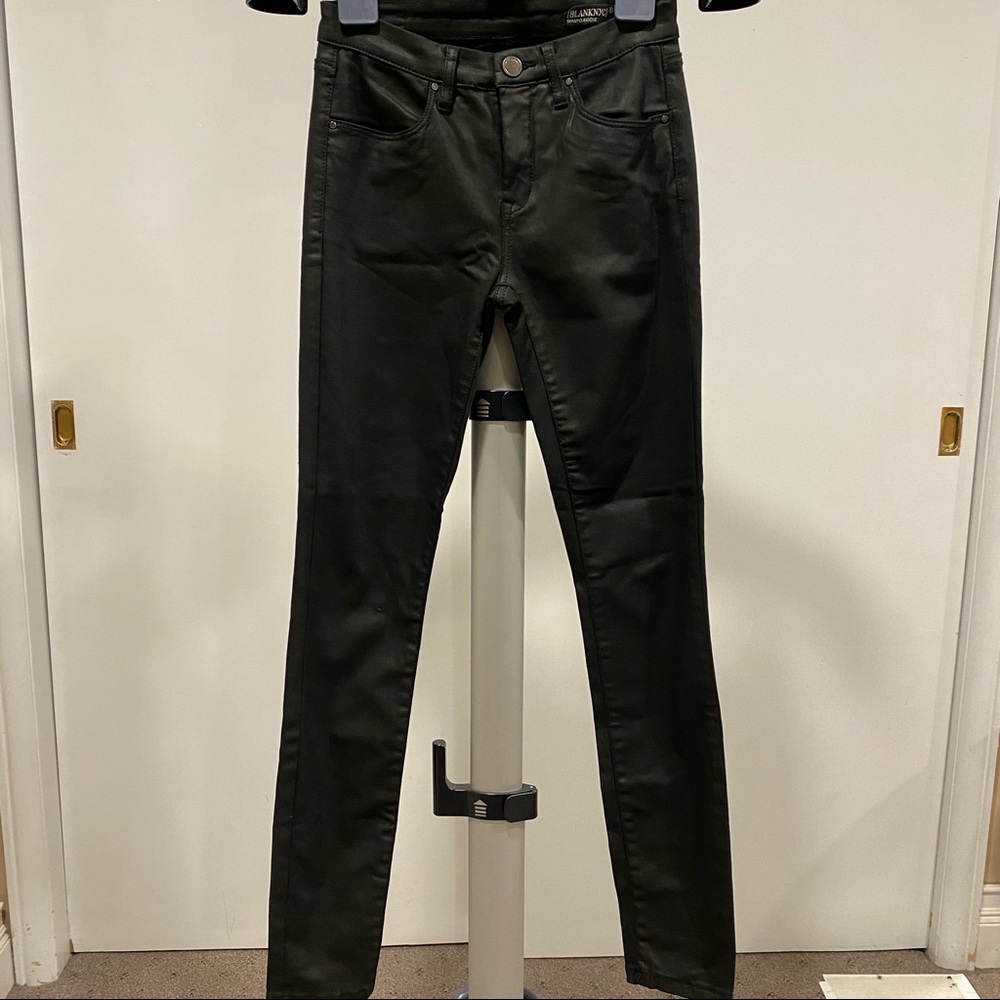 Blanknyc black coated shiny skinny jeans size 26